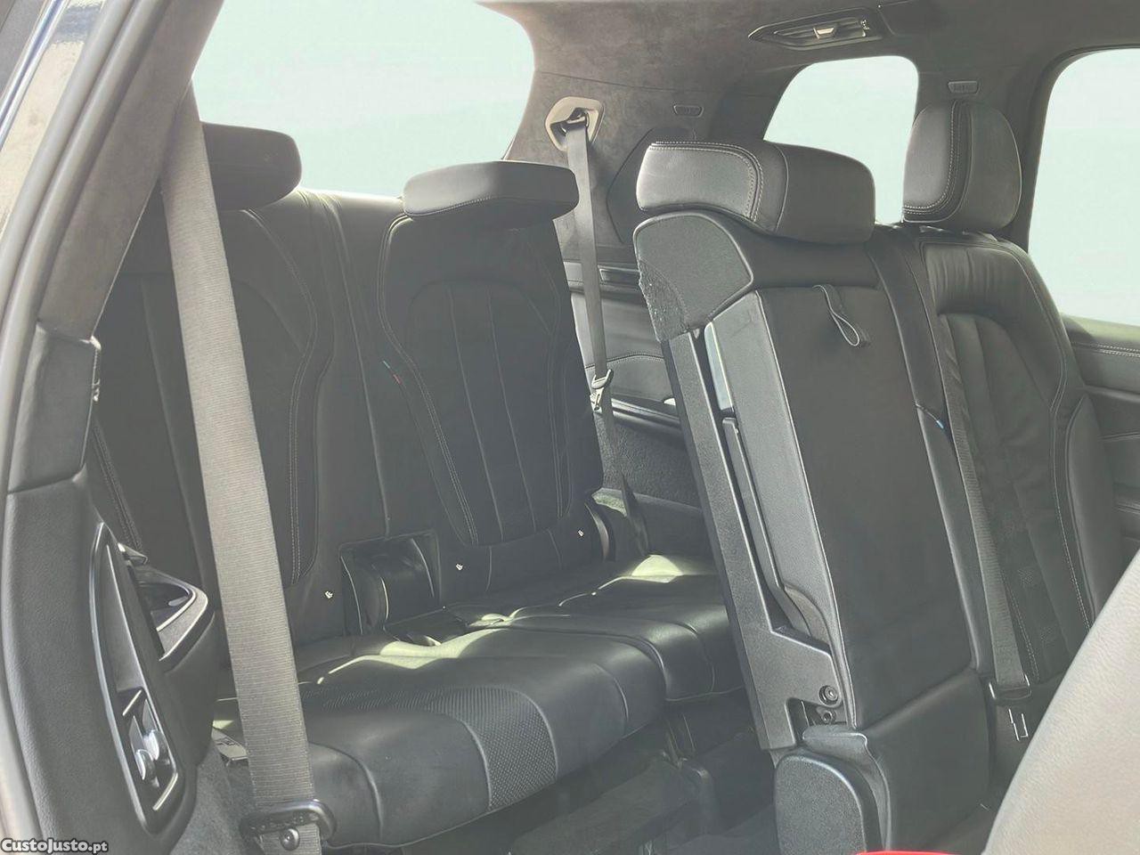 BMW X7 40 d xDrive Pack M — fotografia 4