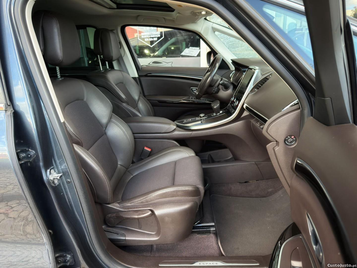Renault Espace 2.0 dCi Intens 7L EDC — fotografia 4