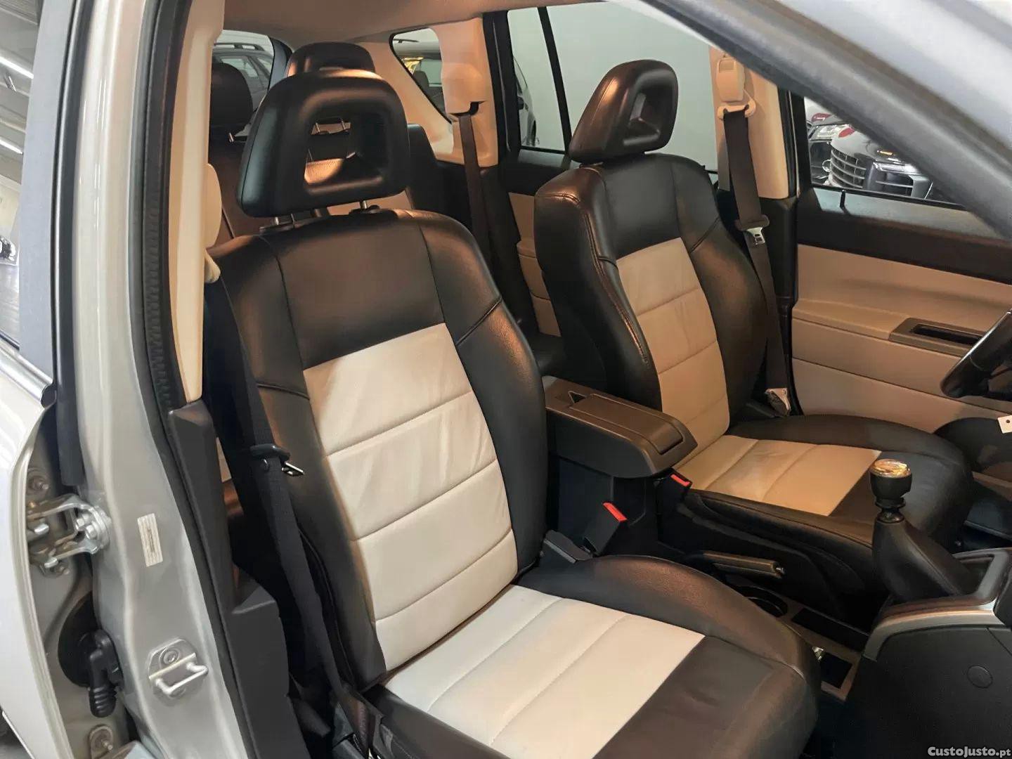 Jeep Compass 2.0 crd sport — fotografia 4