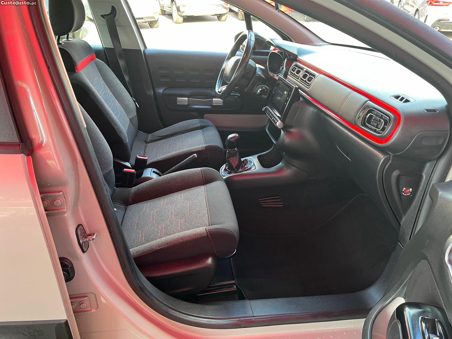 Citroën C3 1.2 | POUCOS KM's — fotografia 13