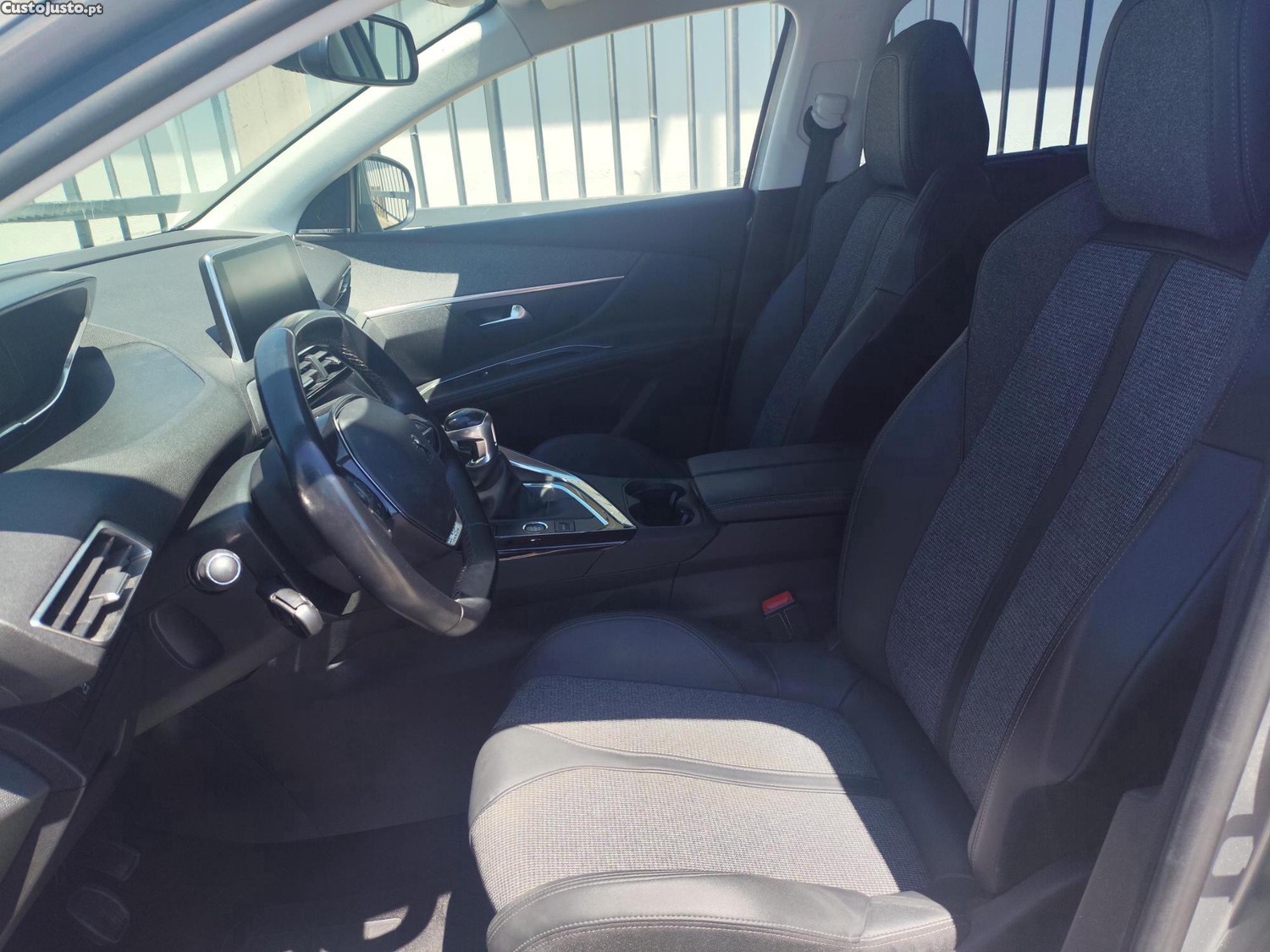 Peugeot 5008 Allure — fotografia 3