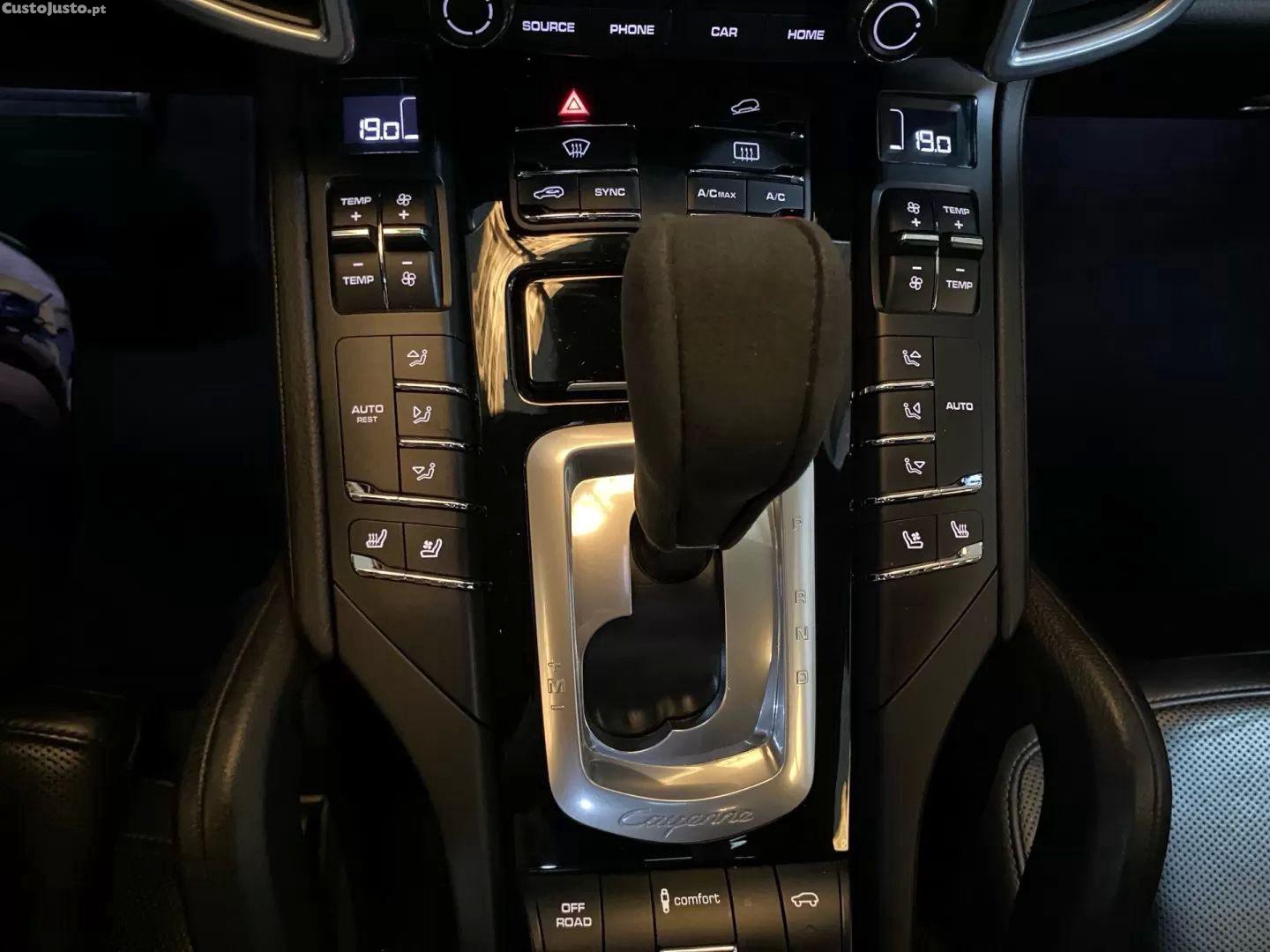 Porsche Cayenne Platinum edition — fotografia 6