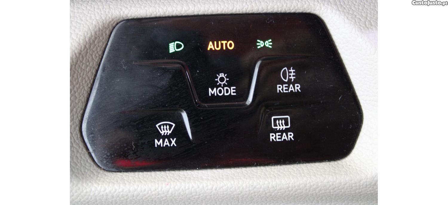 Volkswagen Multivan Life 2.0 TDI 150cv DSG — fotografia 9