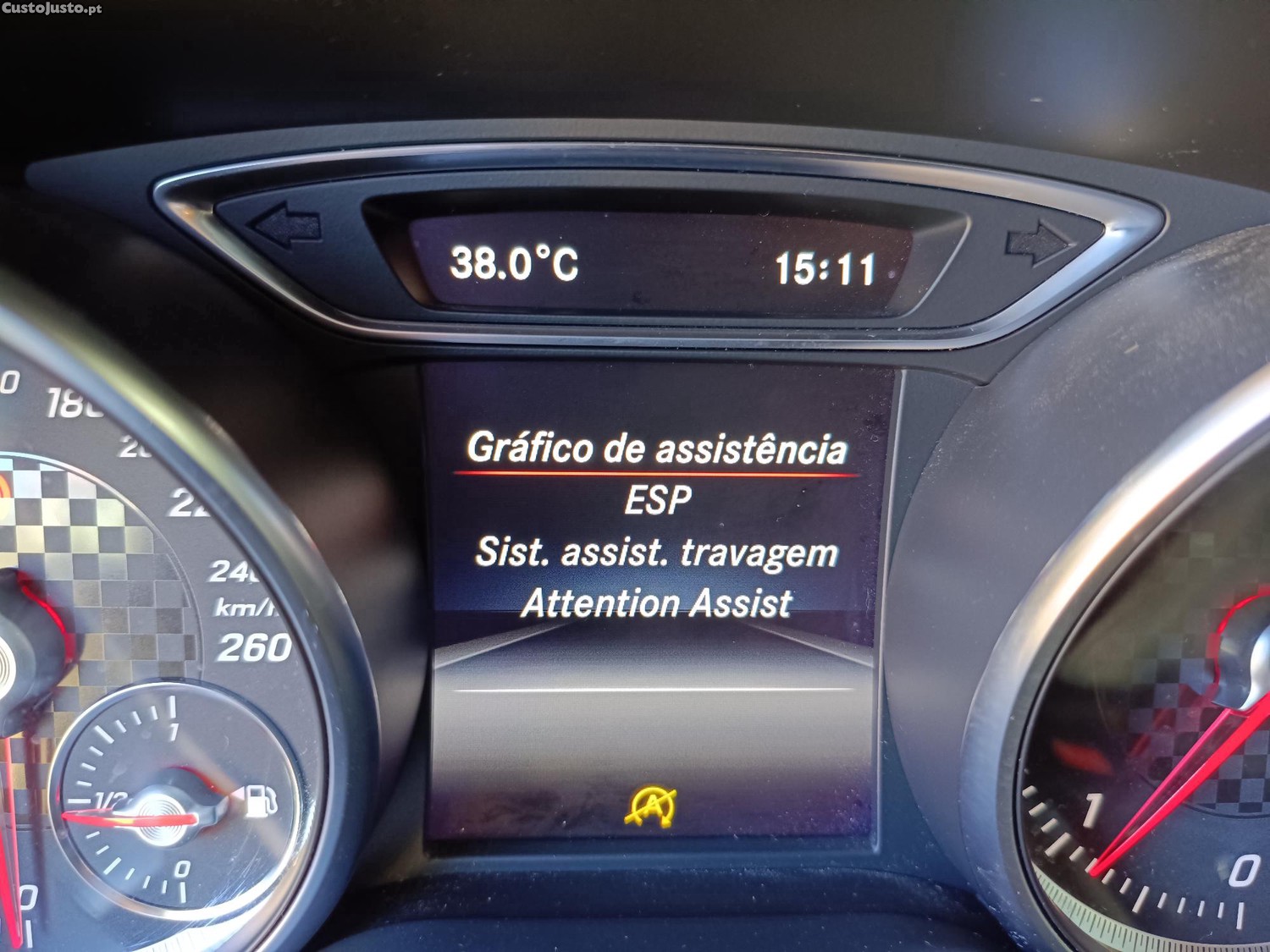 Mercedes-Benz A 180 CDI 1.5 BlueEFFICIENCY Urban — fotografia 8