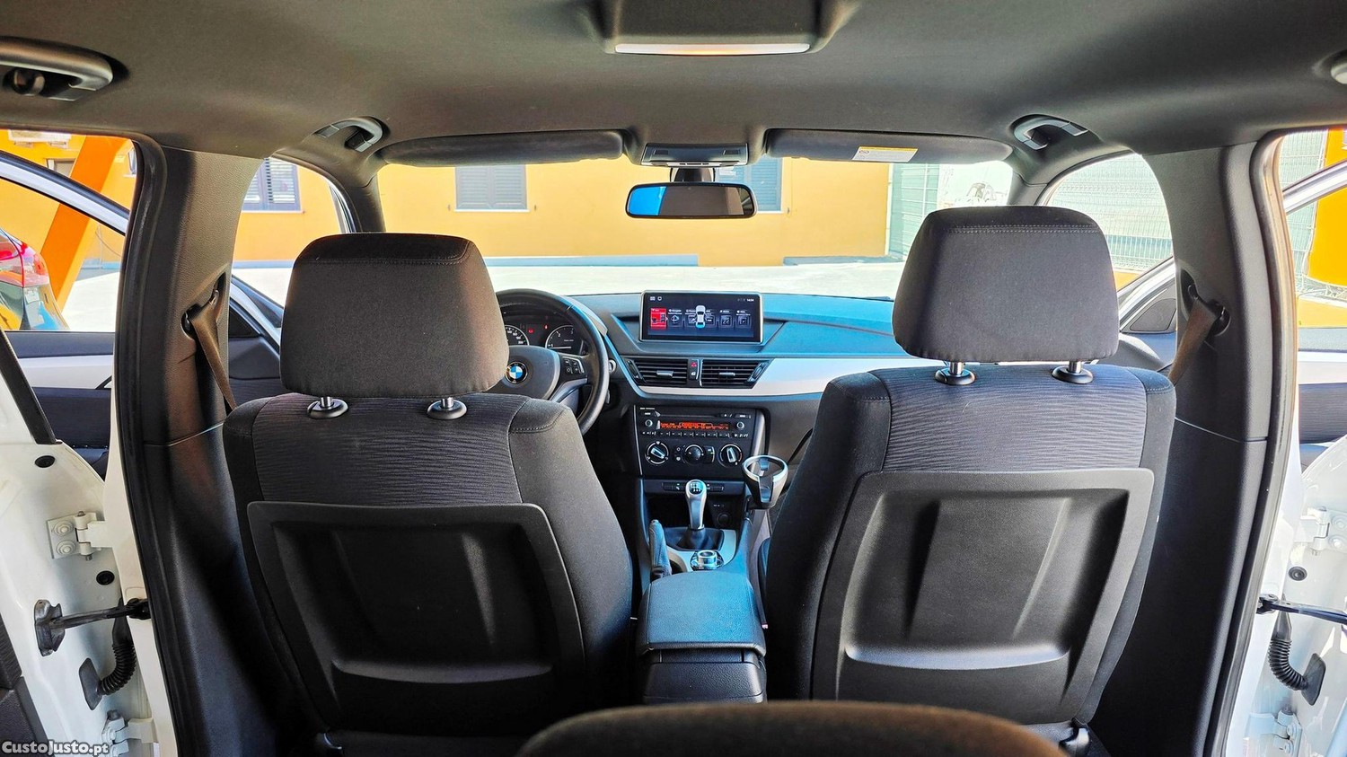BMW X1 18 d sDrive — fotografia 28