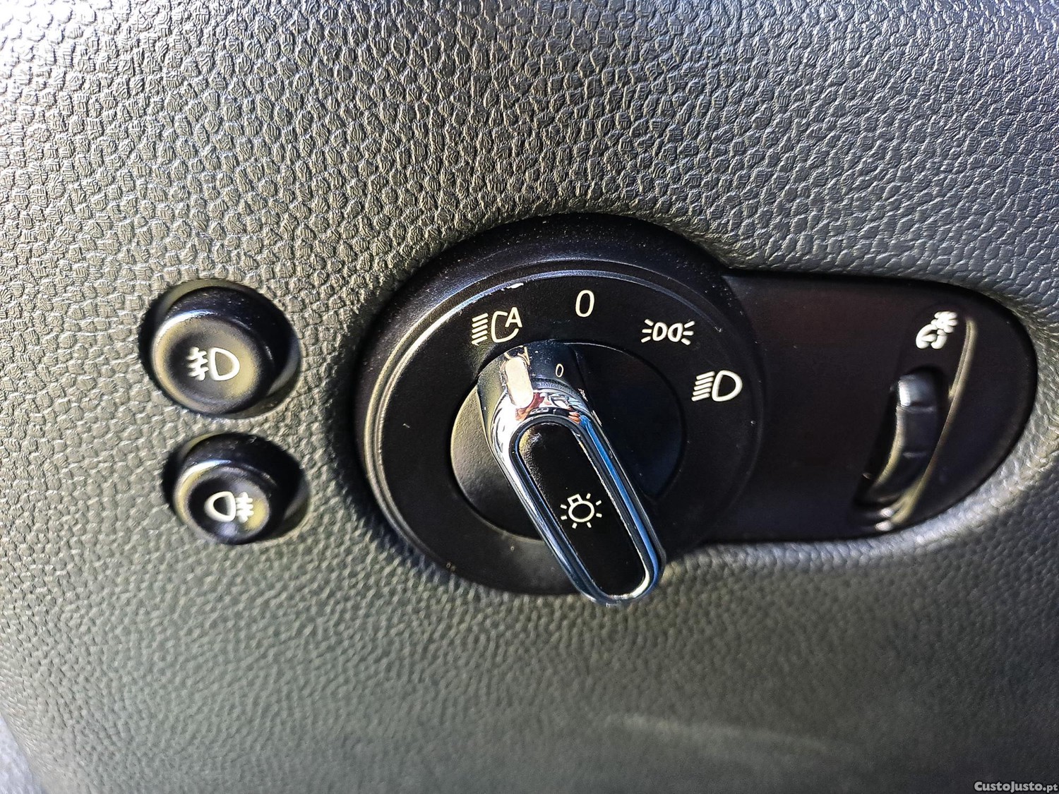 MINI Cooper 1.5D PACK JCW 116CV DIESEL 2015 — fotografia 8