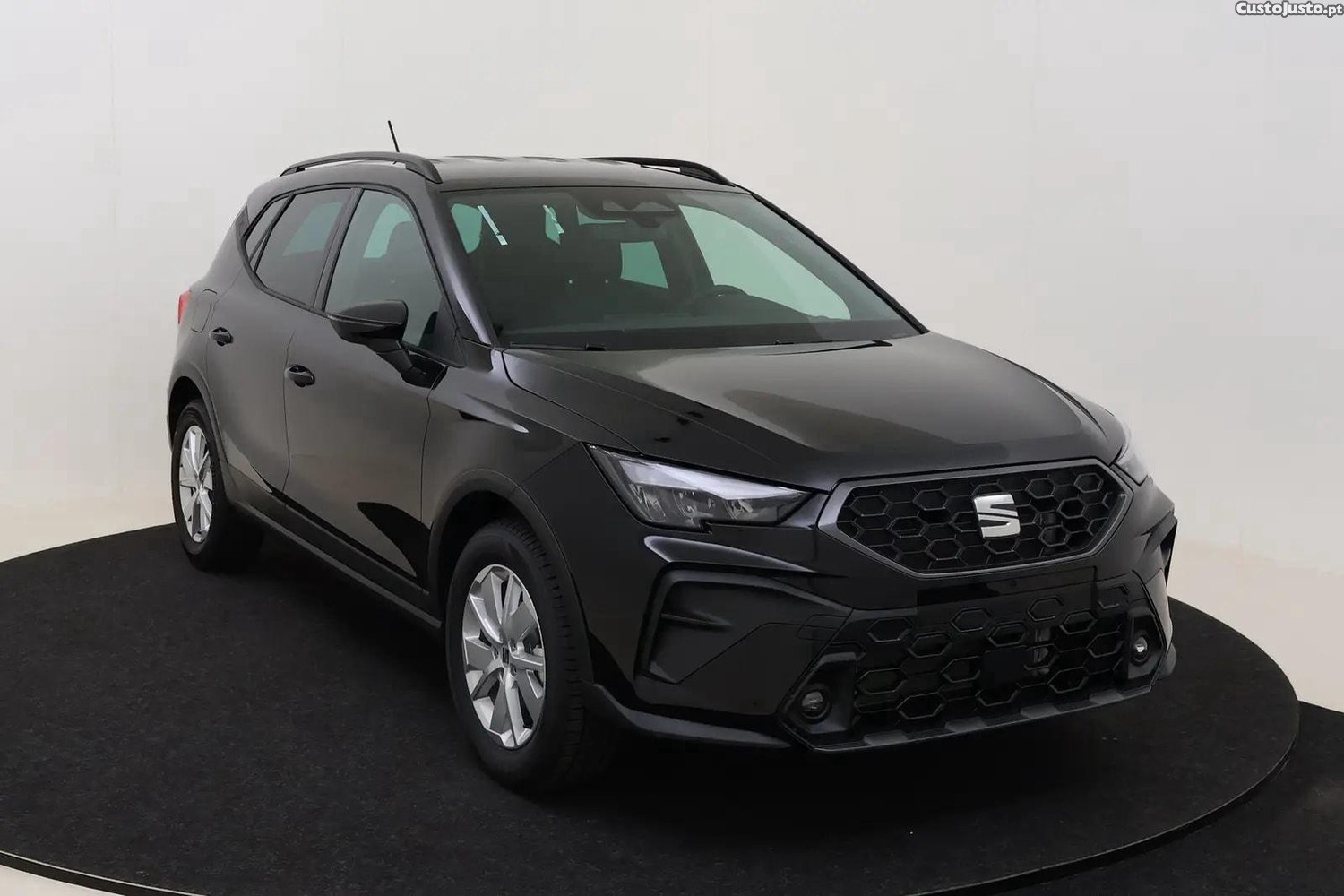 SEAT Arona Play Plus — fotografia 16