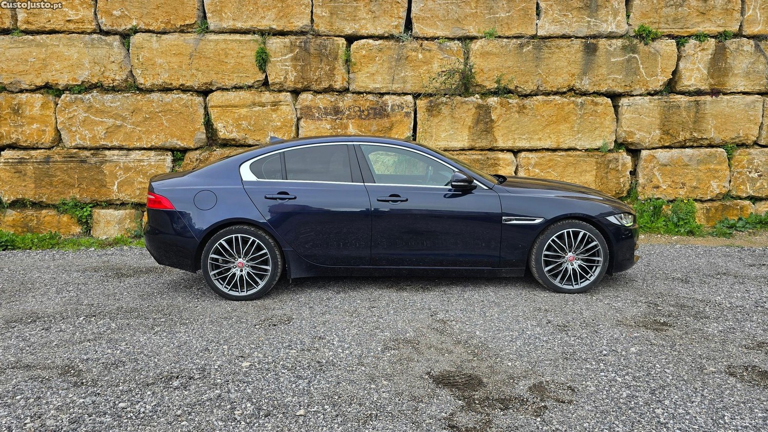 Jaguar XE 2.0 D Prestige — fotografia 27