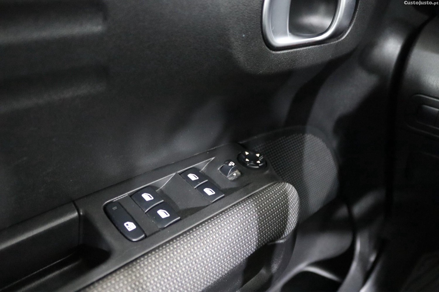 Citroën C3 1.2 PureTech Feel — fotografia 6