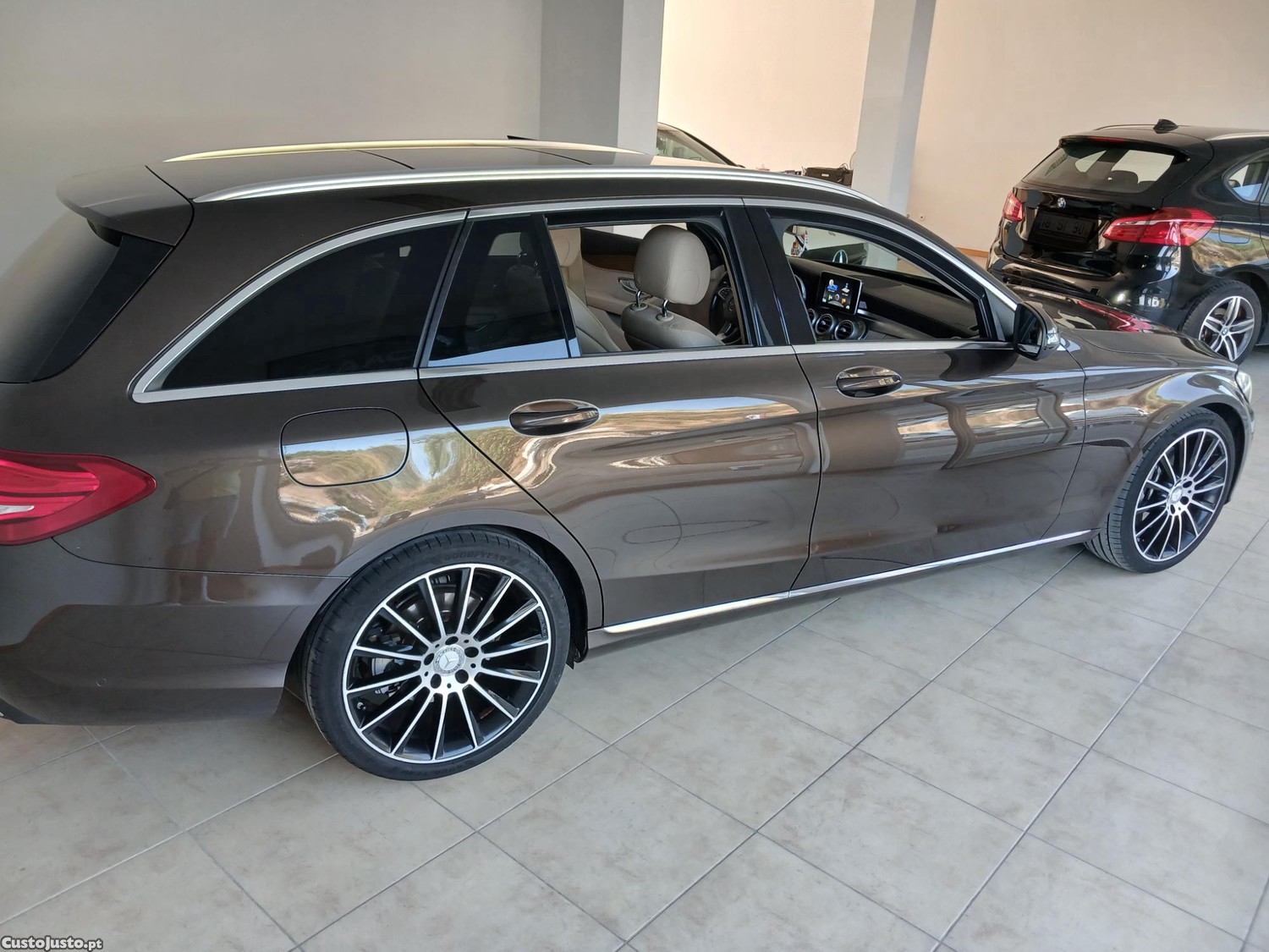 Mercedes-Benz C 300 300 H — fotografia 6