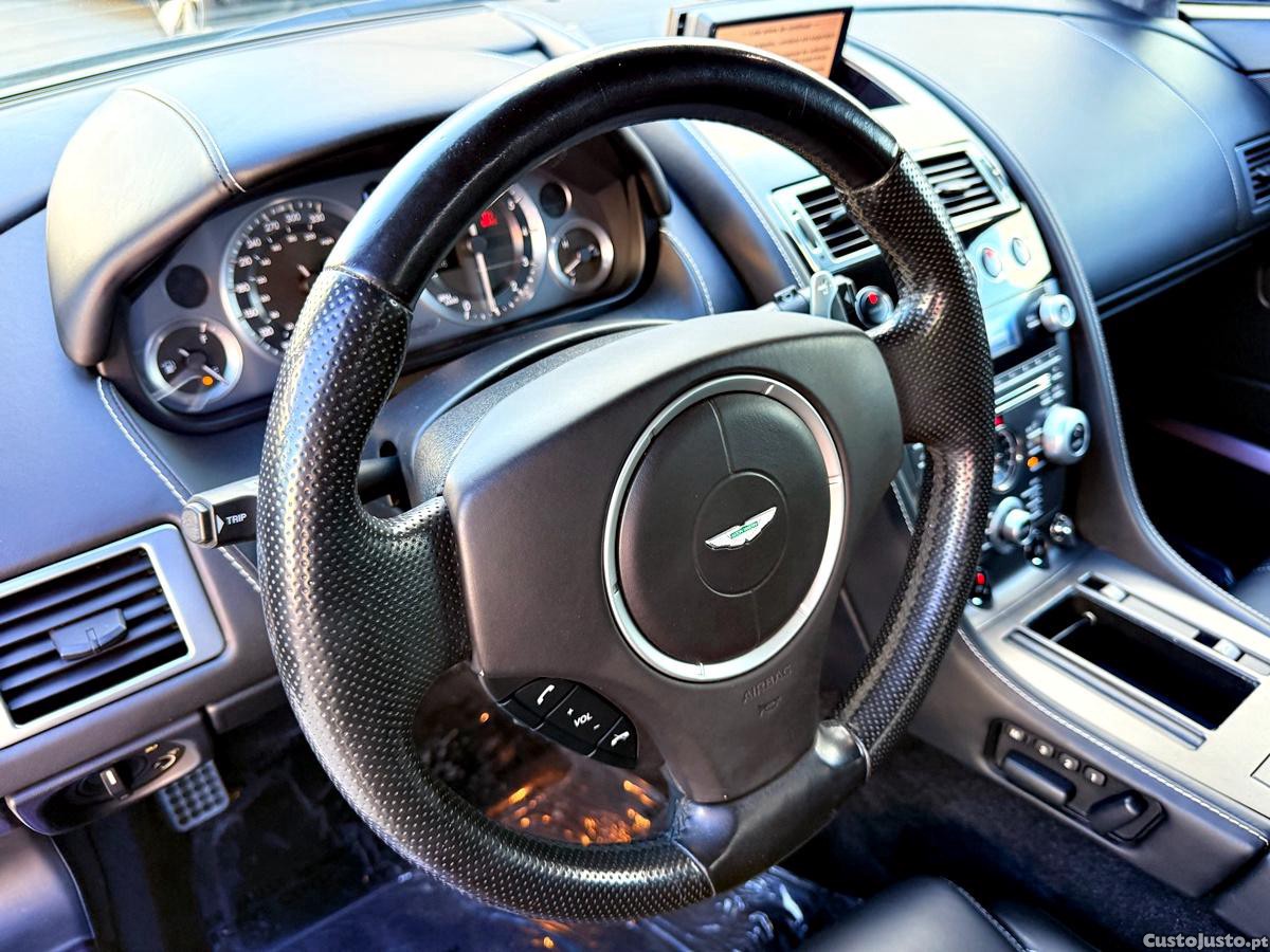 Aston Martin Vantage Sport Shift — fotografia 44
