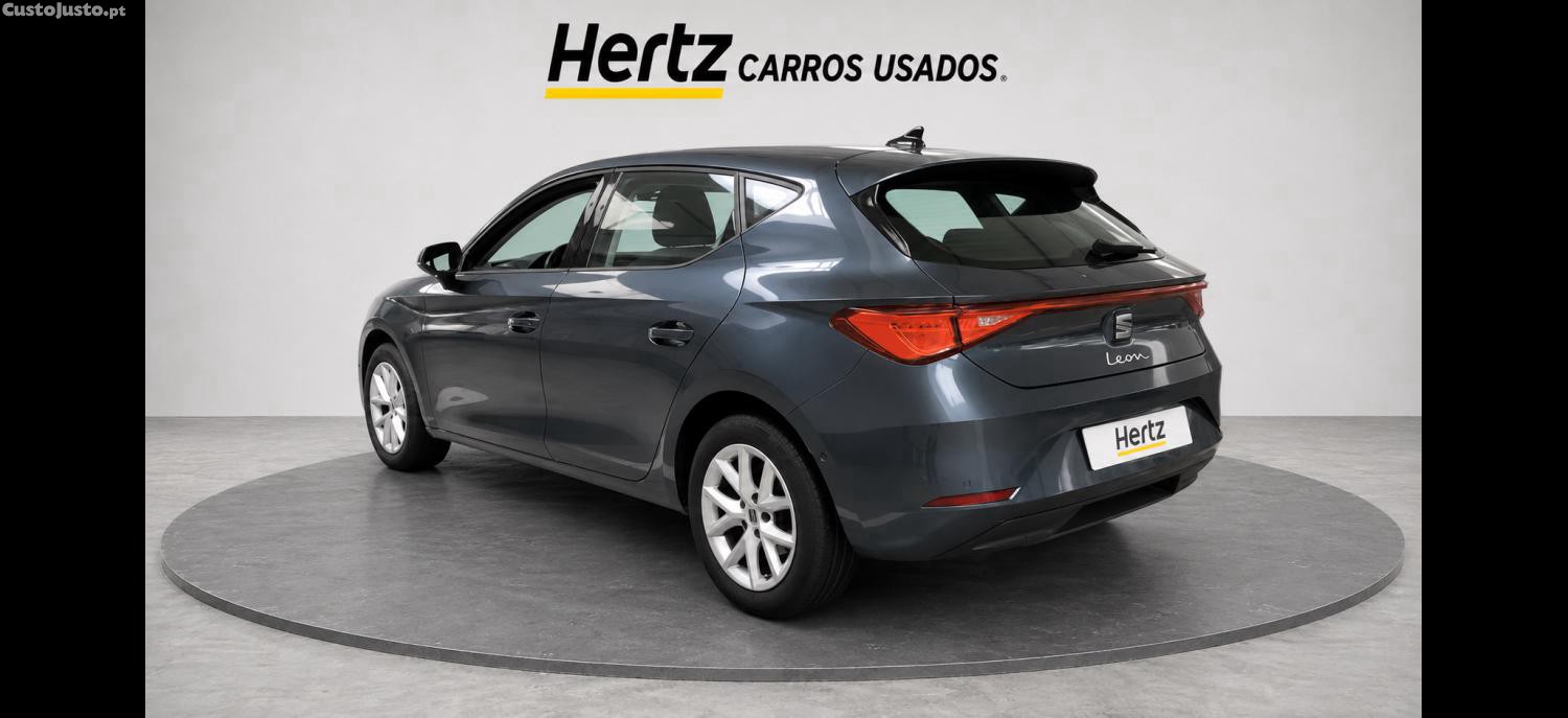 SEAT Leon 1.0 TSI Style 110cv — fotografia 18