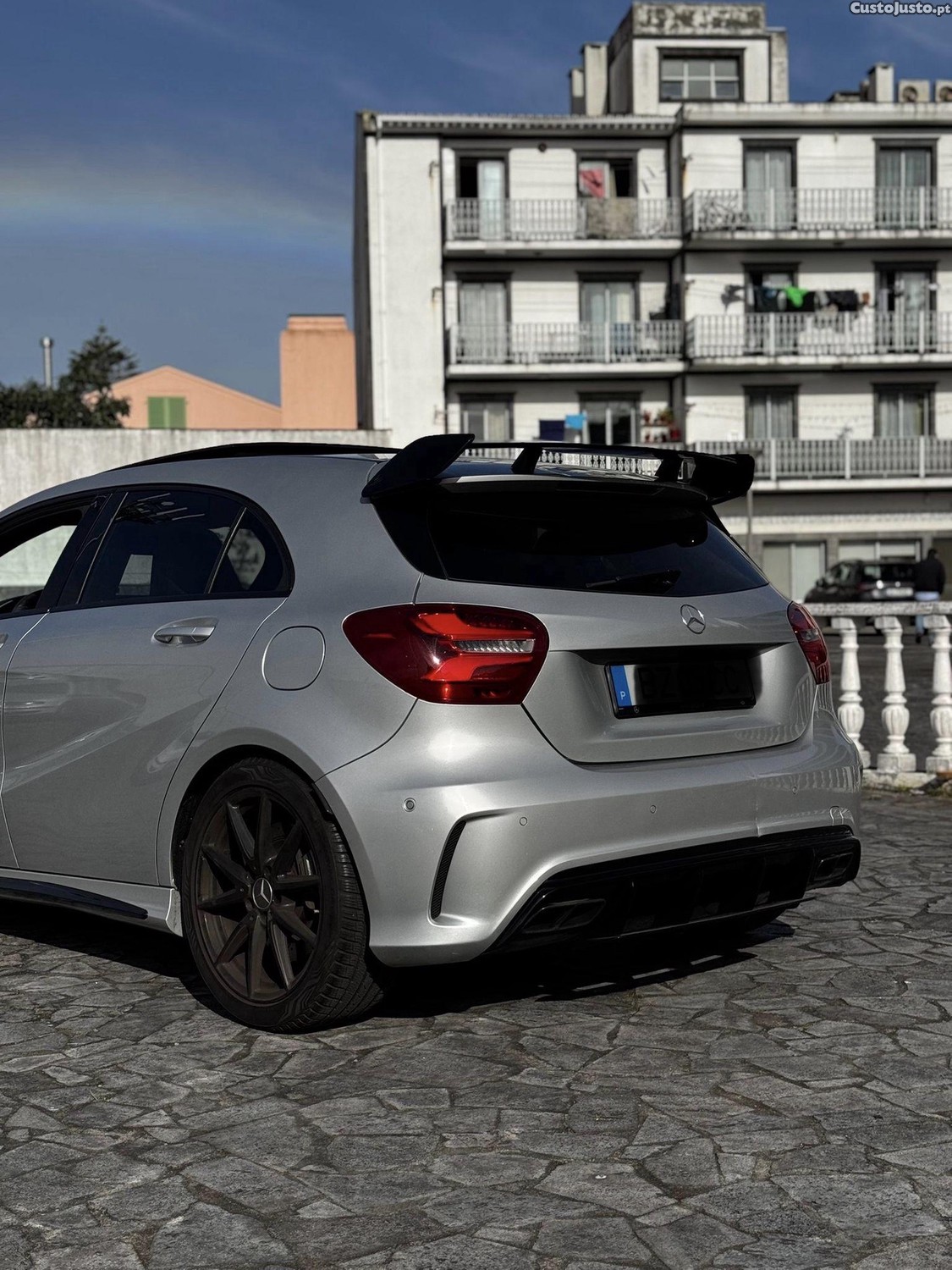 Mercedes-Benz A 45 AMG 381cv — fotografia 9