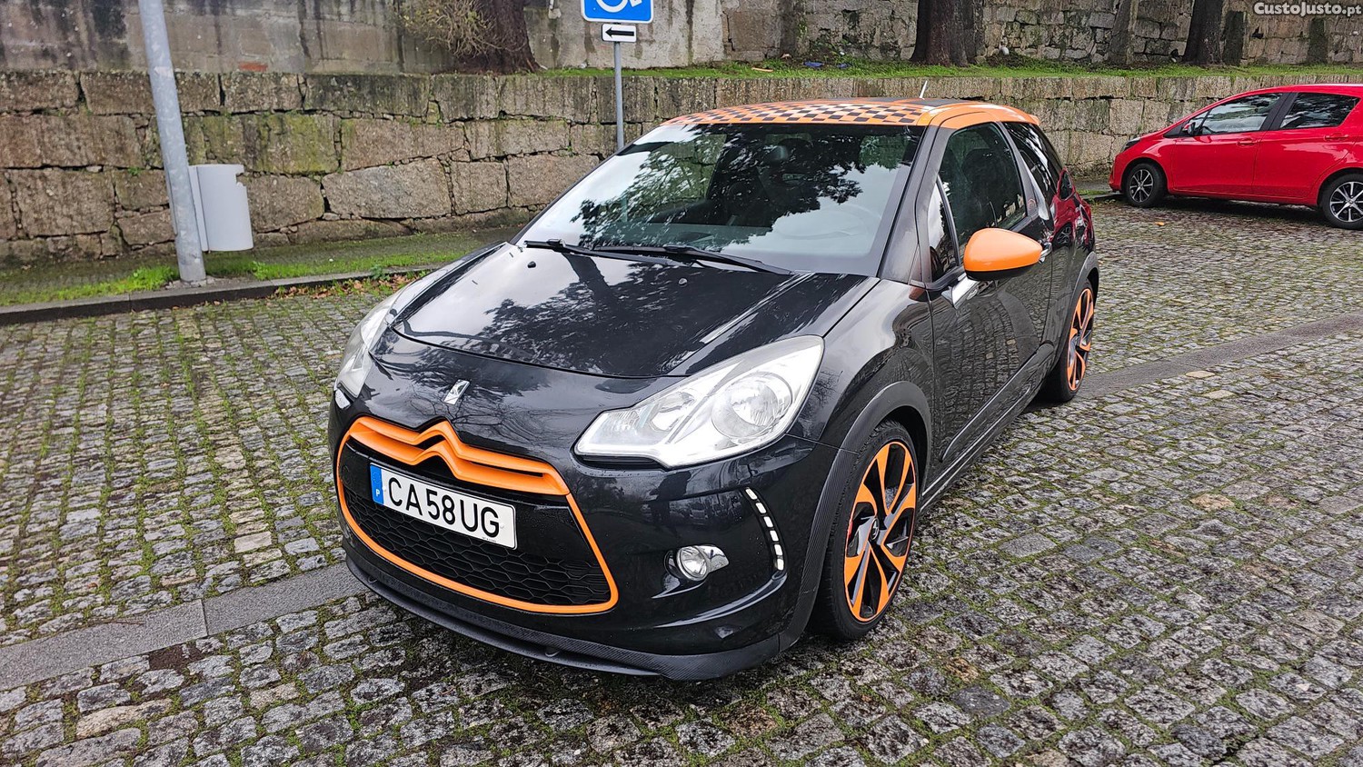 DS DS 3 Citroën DS3 Racing  207 cv — photo 2
