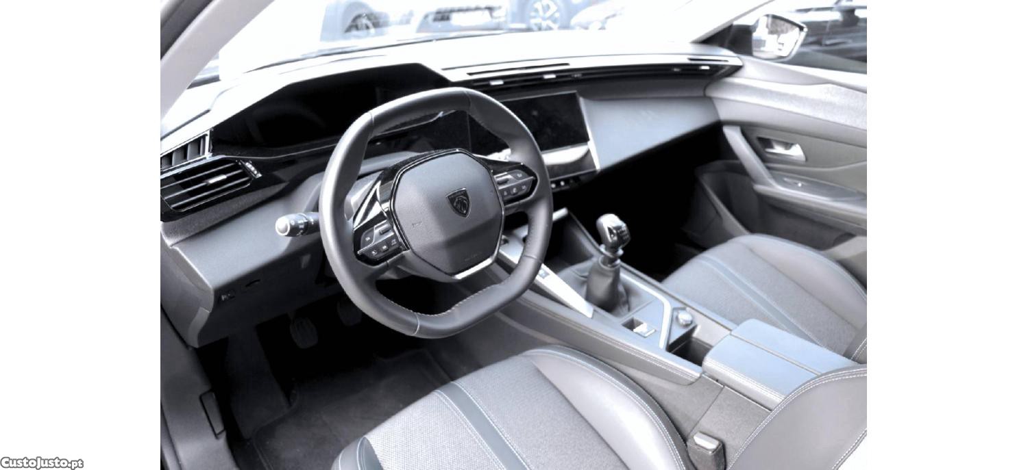Peugeot 308 PureTech Allure 1.2 130cv — fotografia 8