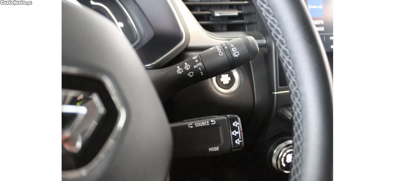 Renault Captur 1.0 TCe Techno — fotografia 4