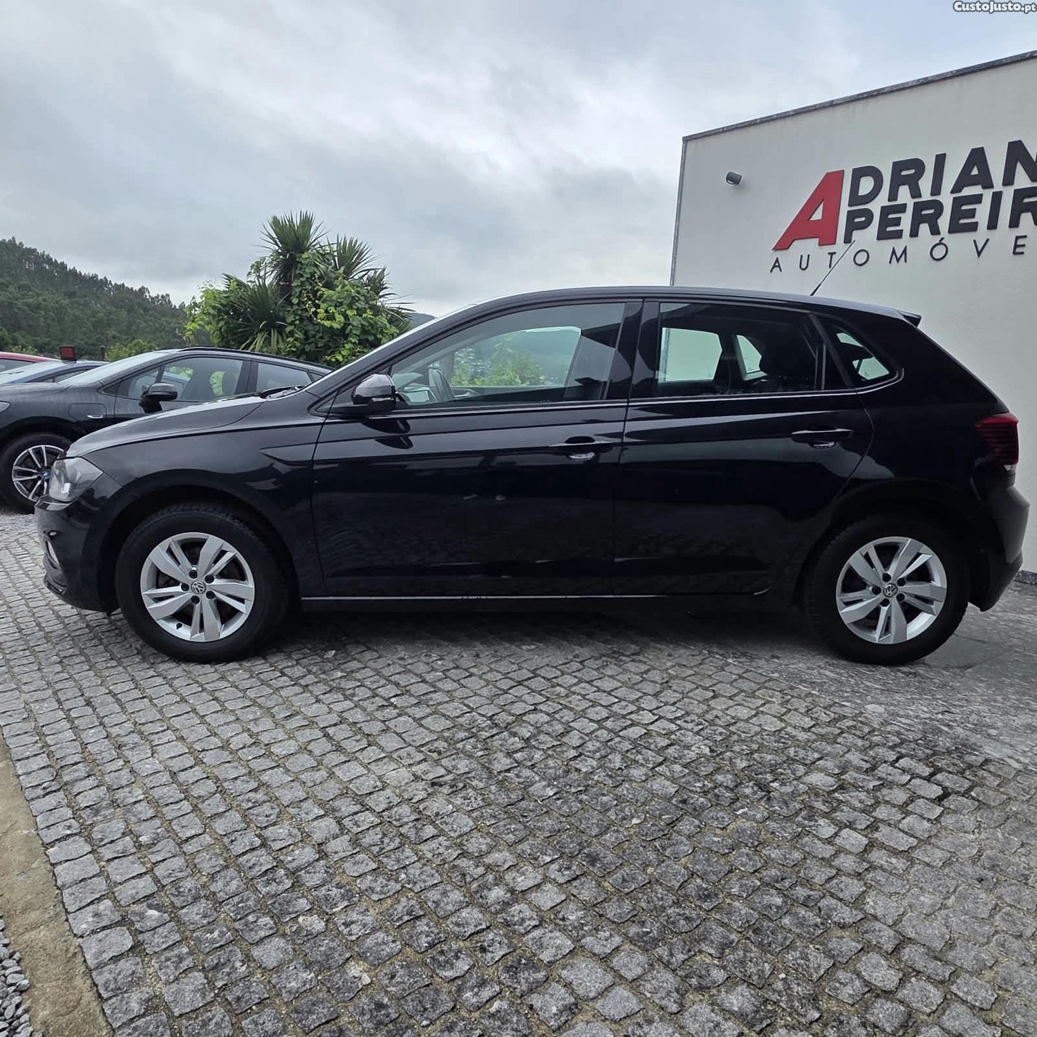 Volkswagen Polo 1.6 TDI Confortline — fotografia 15