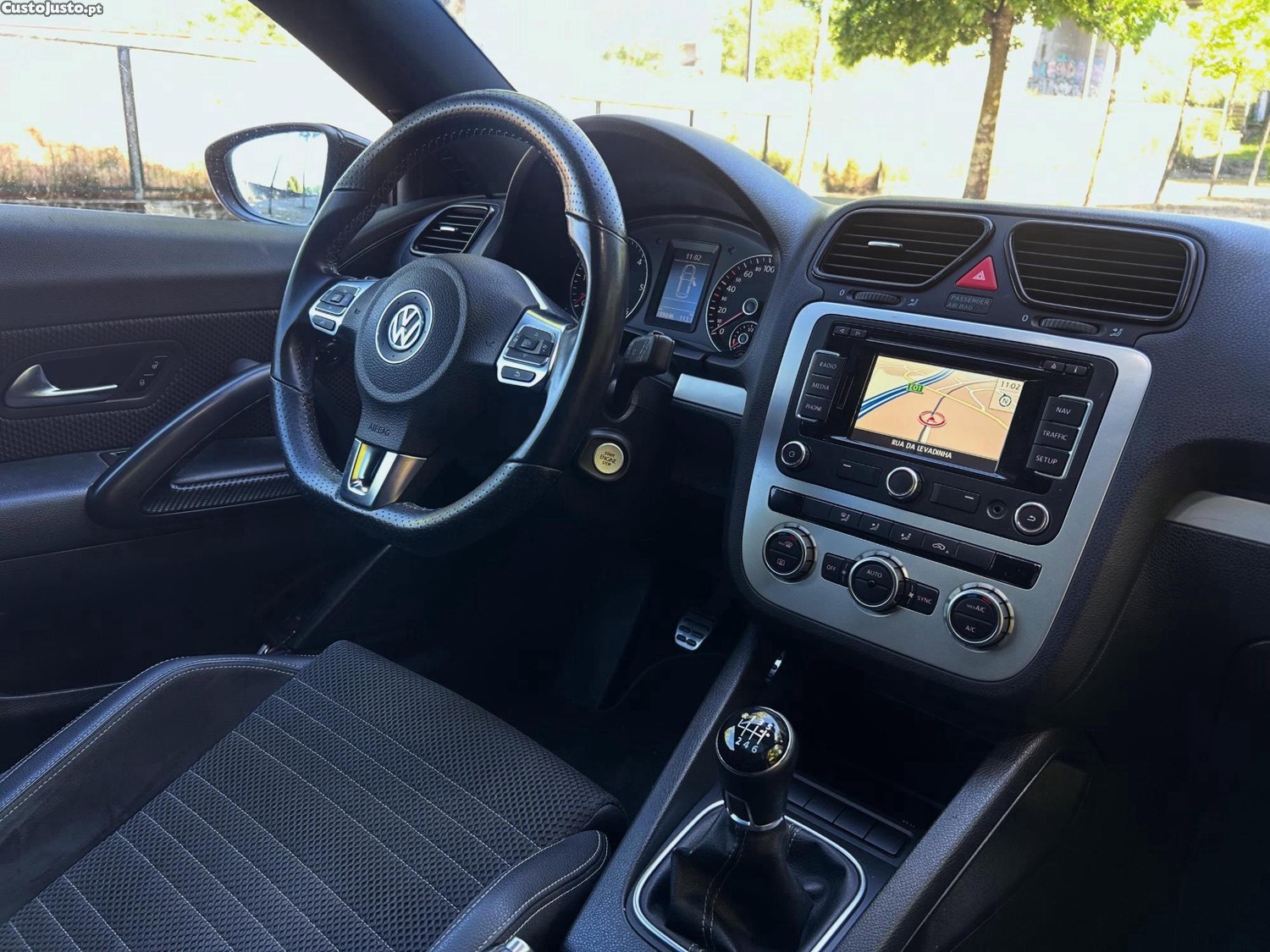 Volkswagen Scirocco 2.0 TDI SPORT 18 — fotografia 5