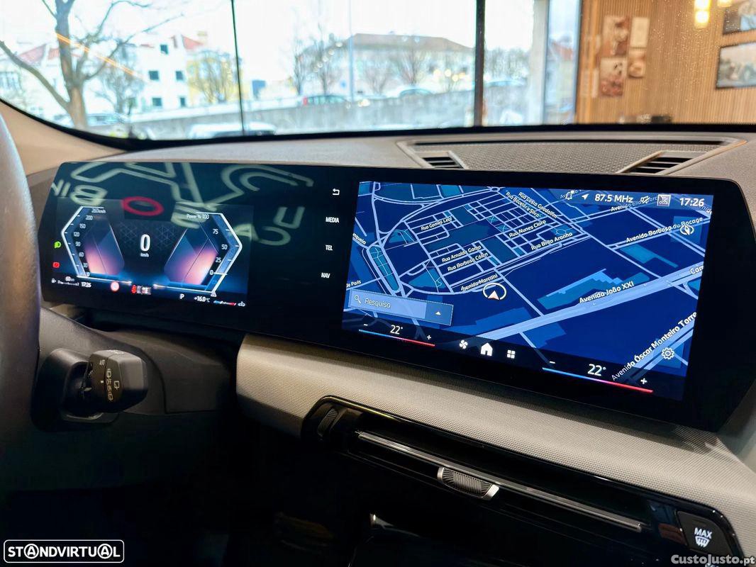 BMW X1 sDrive18d — fotografia 15