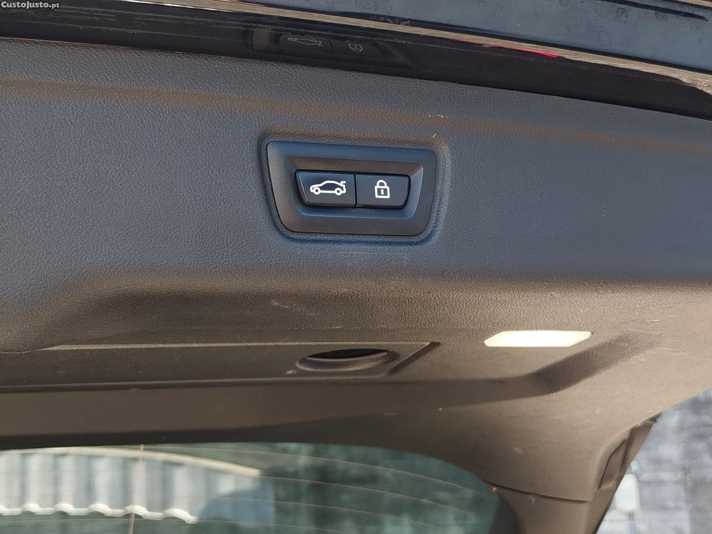 BMW 320 d Line Sport Auto — fotografia 20