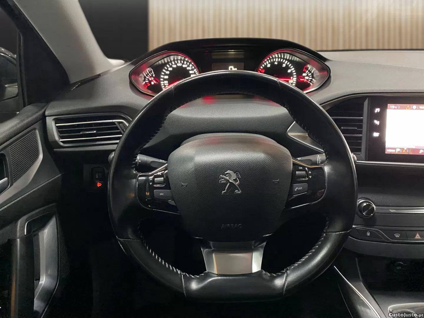 Peugeot 308 1.2 puretech gt line — fotografia 11