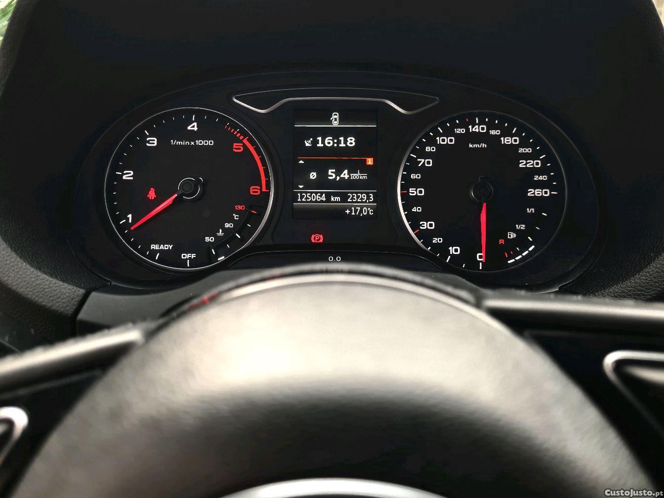 Audi A3 1.6 TDI 116cv S-Line NACIONAL — fotografia 4