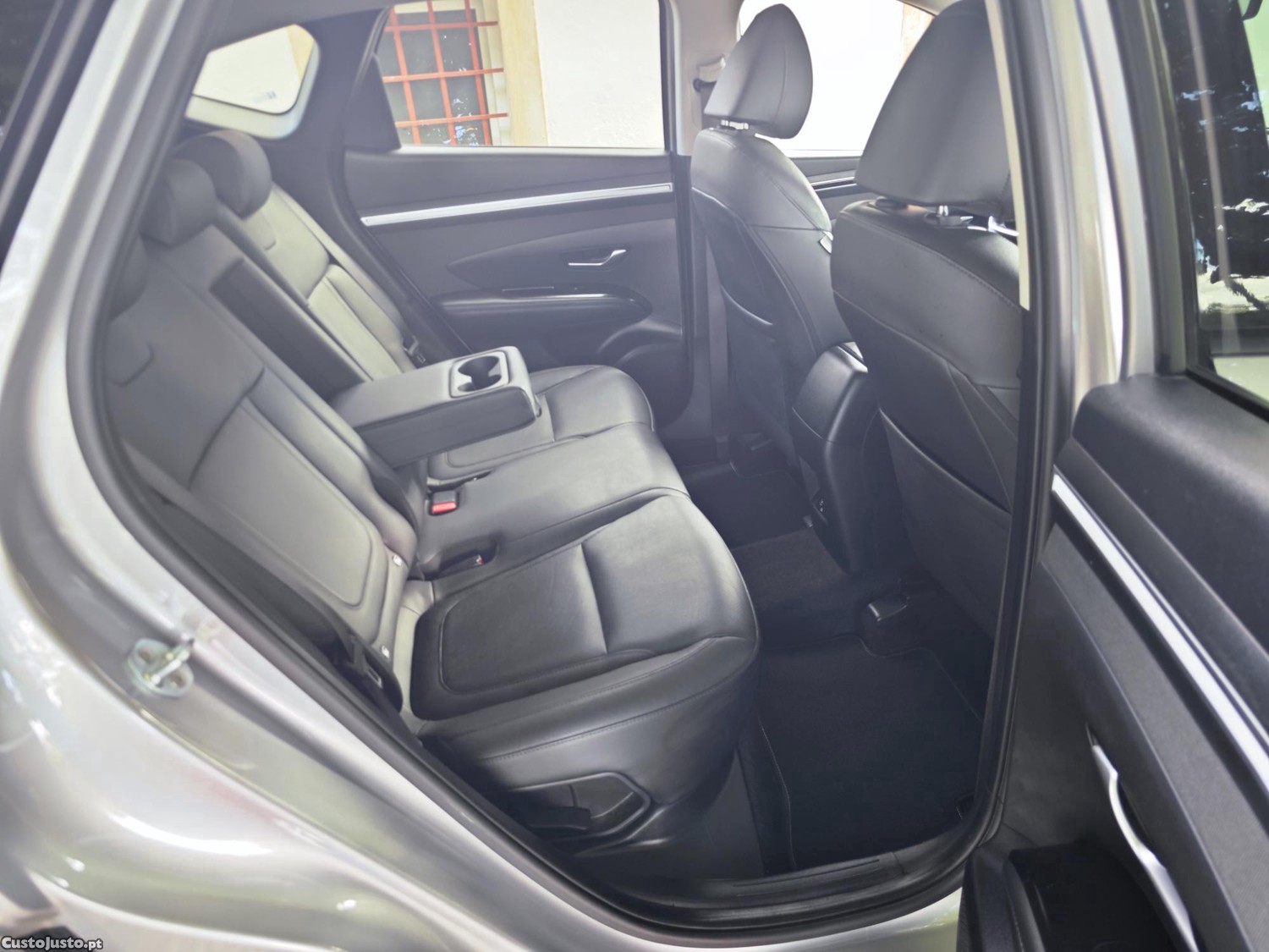 Hyundai Tucson 1.6 CRDI Vanguard DCT — fotografia 5
