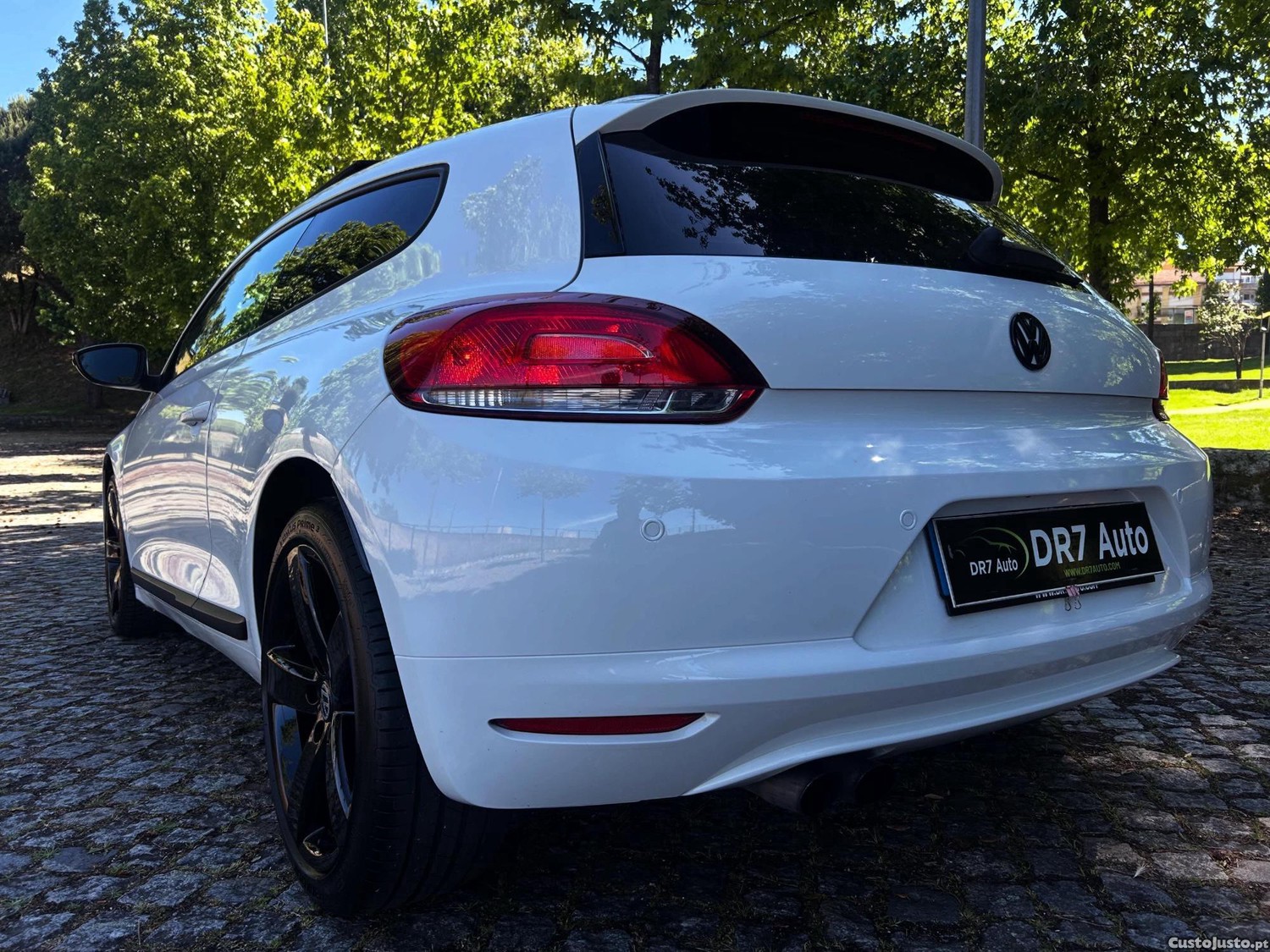 Volkswagen Scirocco 2.0 TDI SPORT 18 — fotografia 10