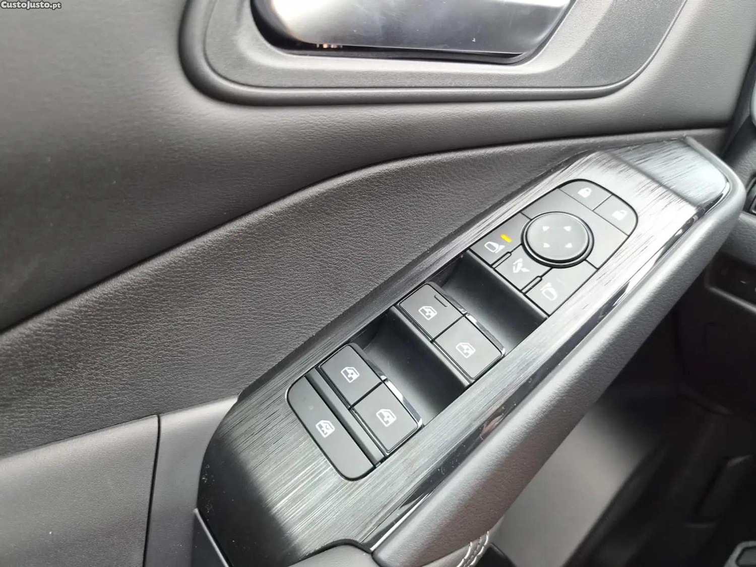Nissan Qashqai N-Connecta — fotografia 4