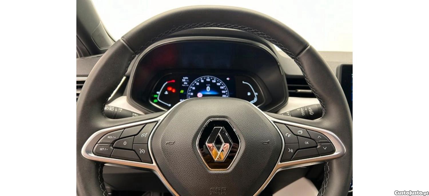 Renault Clio 1.0 Tce Techno — fotografia 5