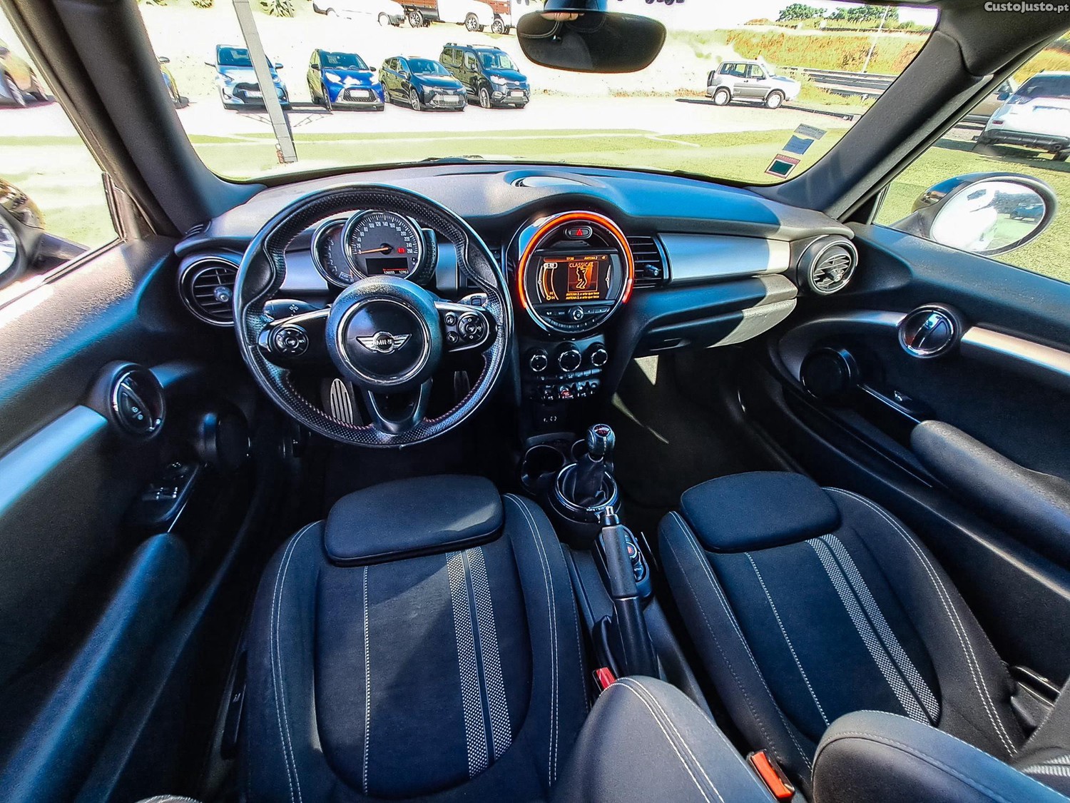 MINI Cooper 1.5D PACK JCW 116CV DIESEL 2015 — fotografia 20