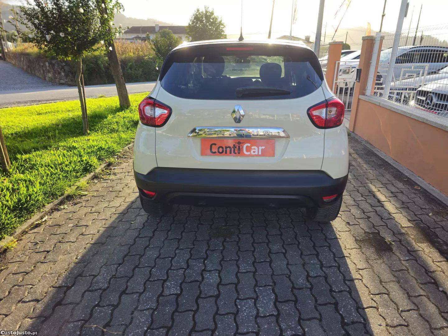Renault Captur 0.9 tce — fotografia 8