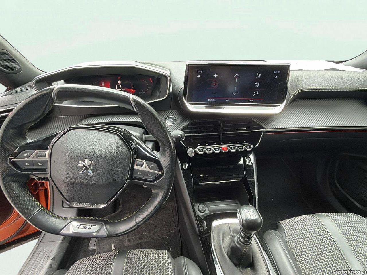 Peugeot 2008 1.2 PureTech GT Line — fotografia 15