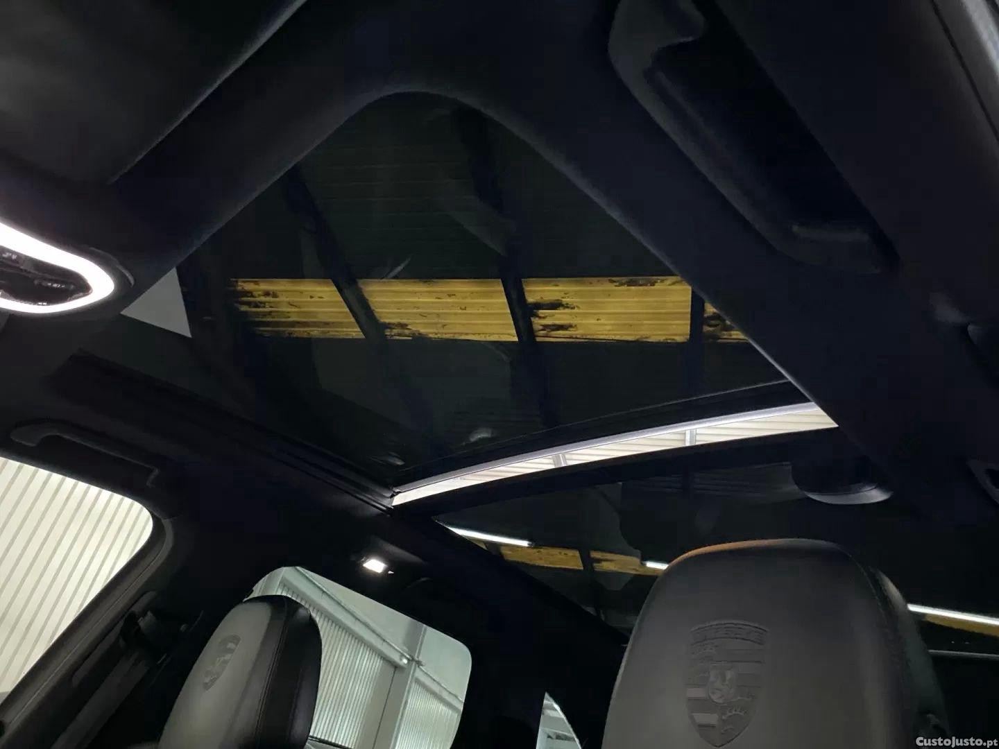 Porsche Cayenne Platinum edition — fotografia 4