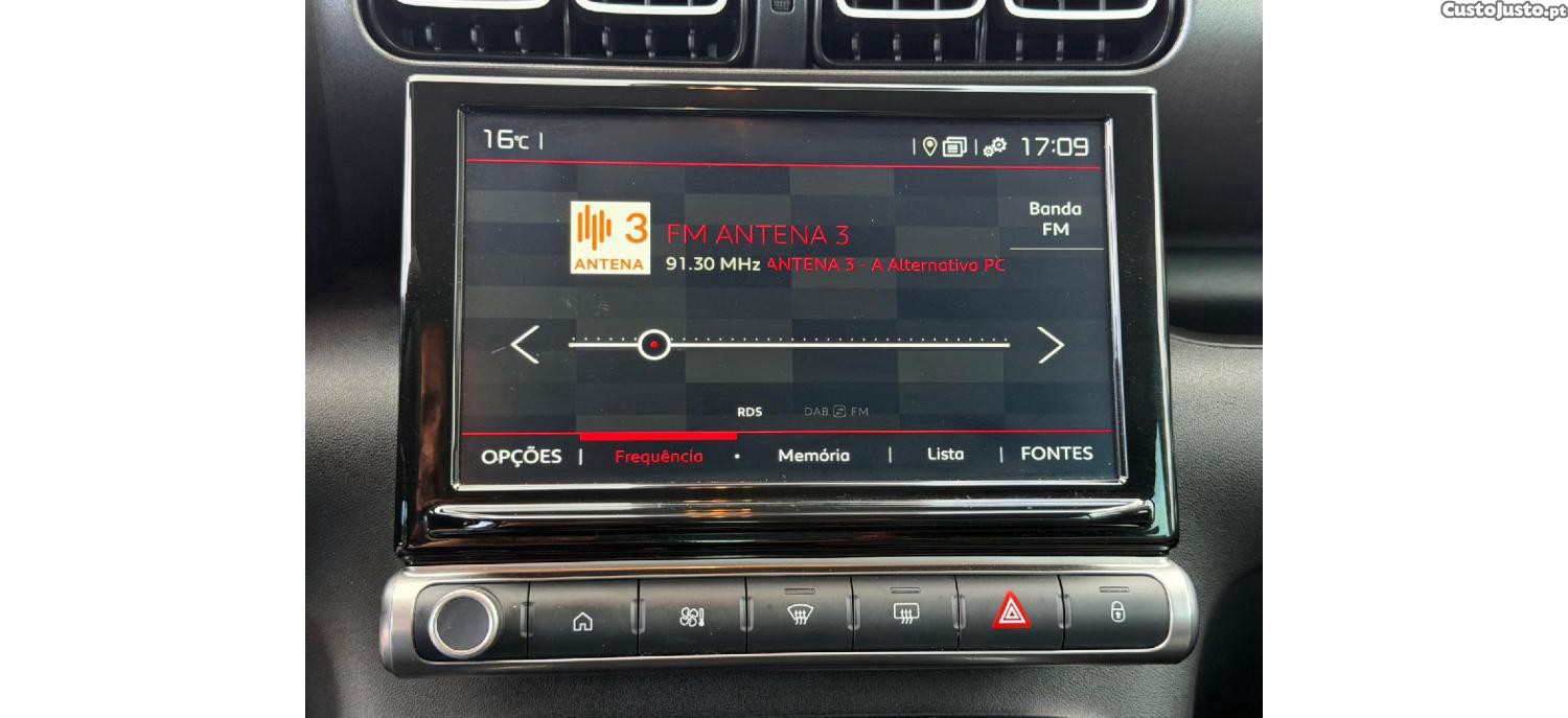 Citroën C3 PureTech Plus 1.2 110cv — fotografia 3