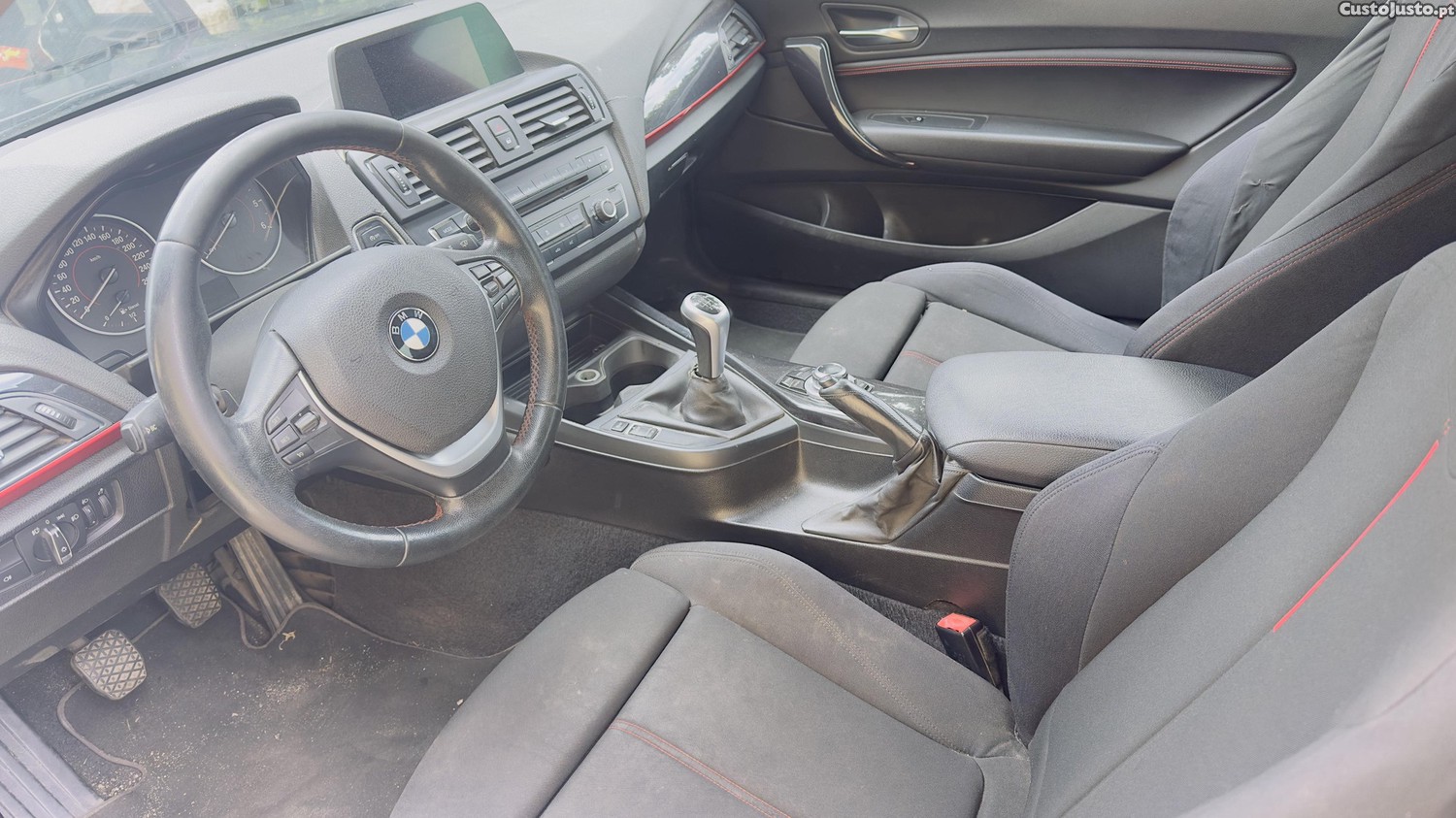 BMW 218 D Coupe sport — fotografia 2