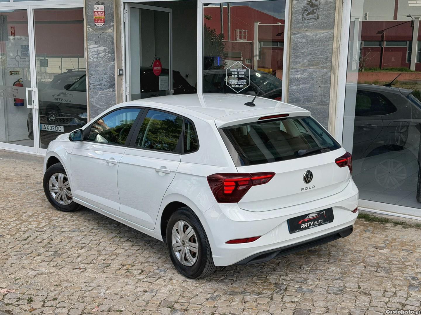 Volkswagen Polo 1.0 Confortline — fotografia 22