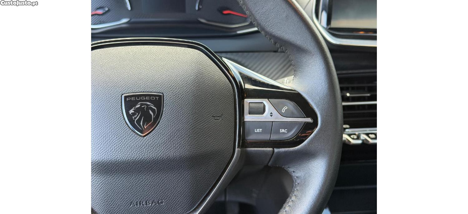 Peugeot 208 ActivePack 1.2Puretech 100cv — fotografia 6
