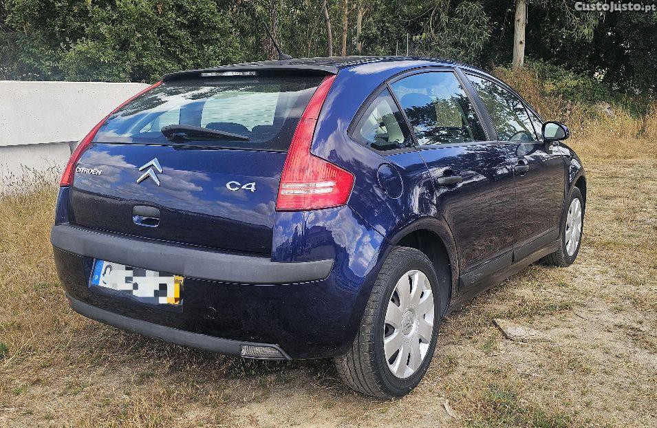 Citroën C4 1.6 HDi SX — fotografia 8