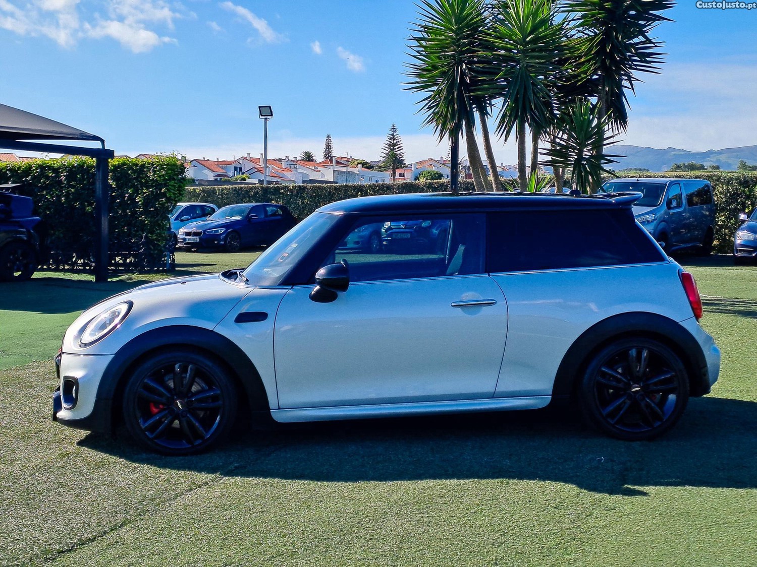 MINI Cooper 1.5D PACK JCW 116CV DIESEL 2015 — fotografia 22