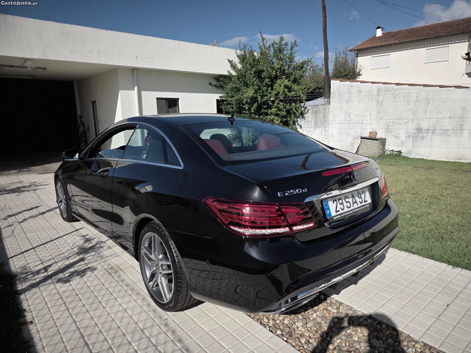 Mercedes-Benz E 250 d Coupé AMG Aut. Nacional - 16 foto 3