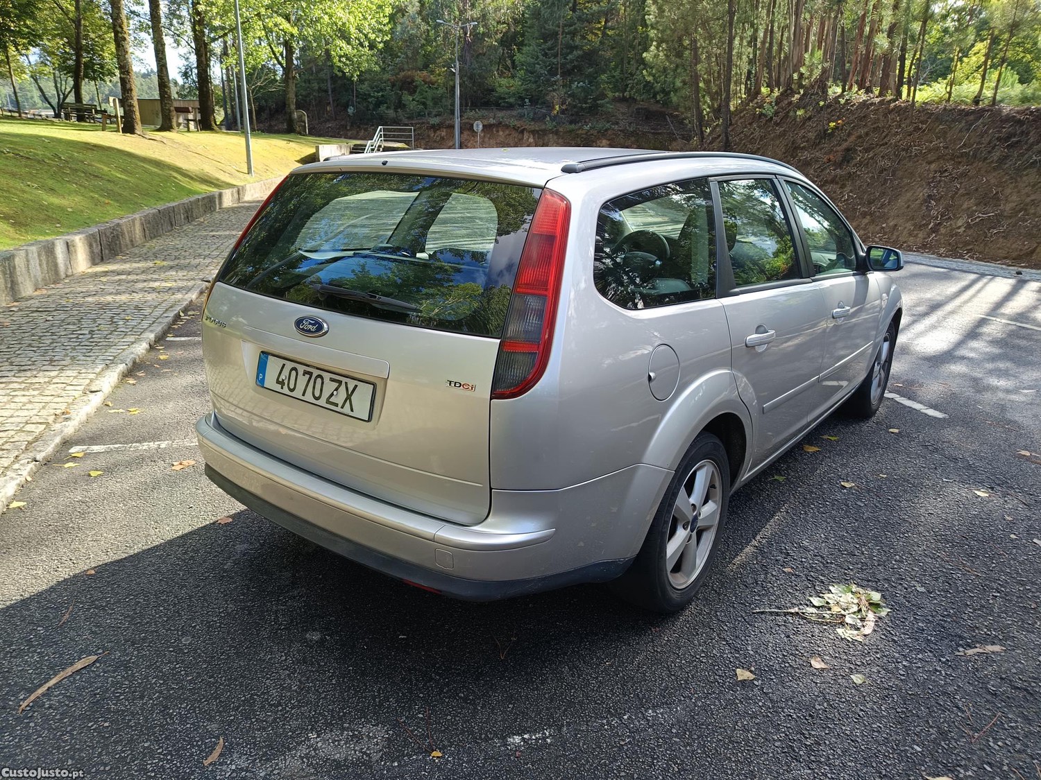 Ford Focus 1.6 TDCI SW — fotografia 8