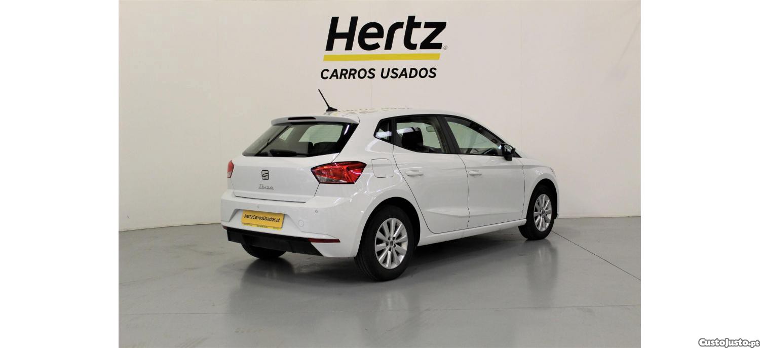SEAT Ibiza 1.0 TSI Reference 95cv — fotografia 13
