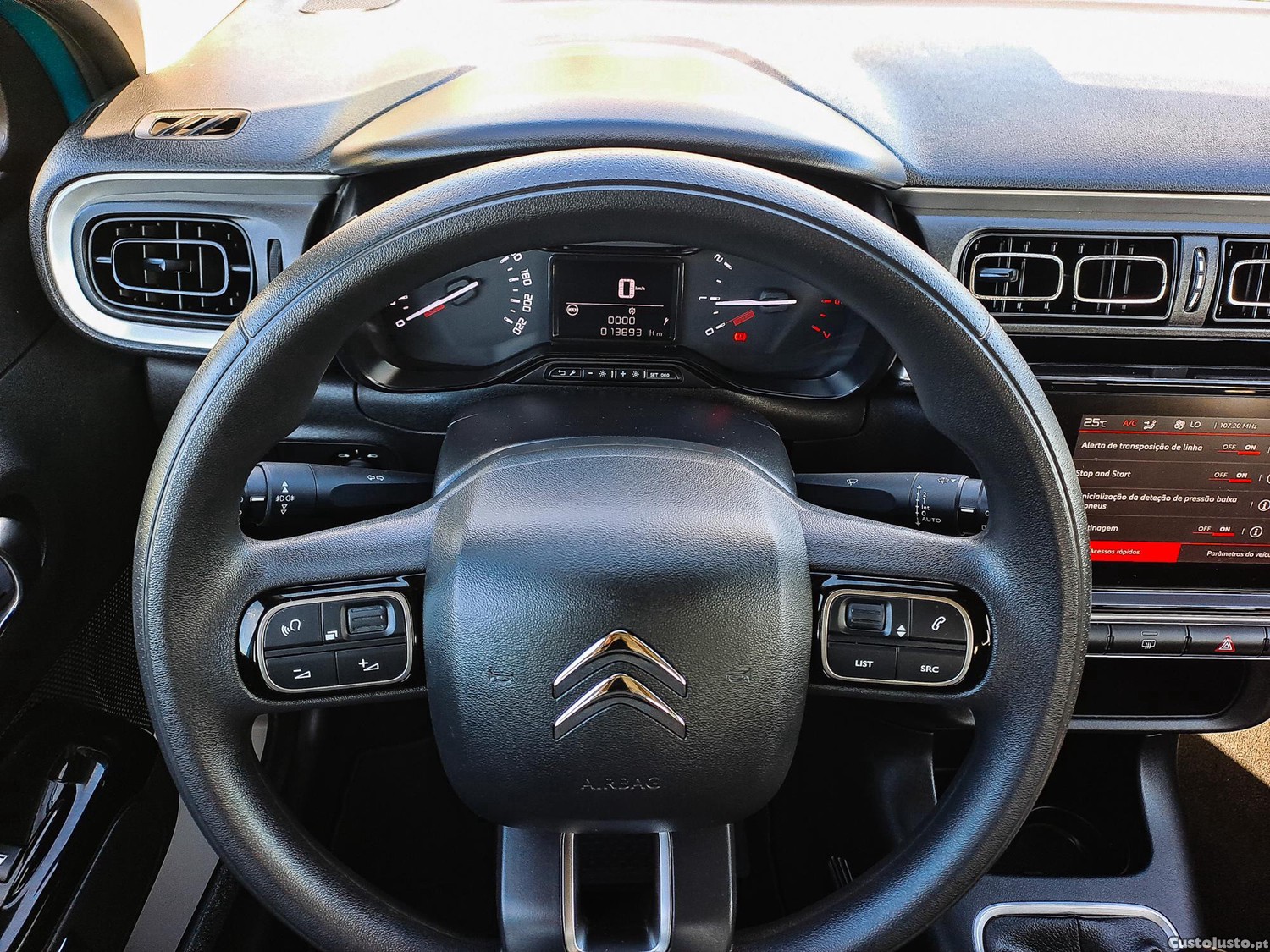 Citroën C3 1.2 S&S SHINE 83CV GASOLINA 2022 — fotografia 11