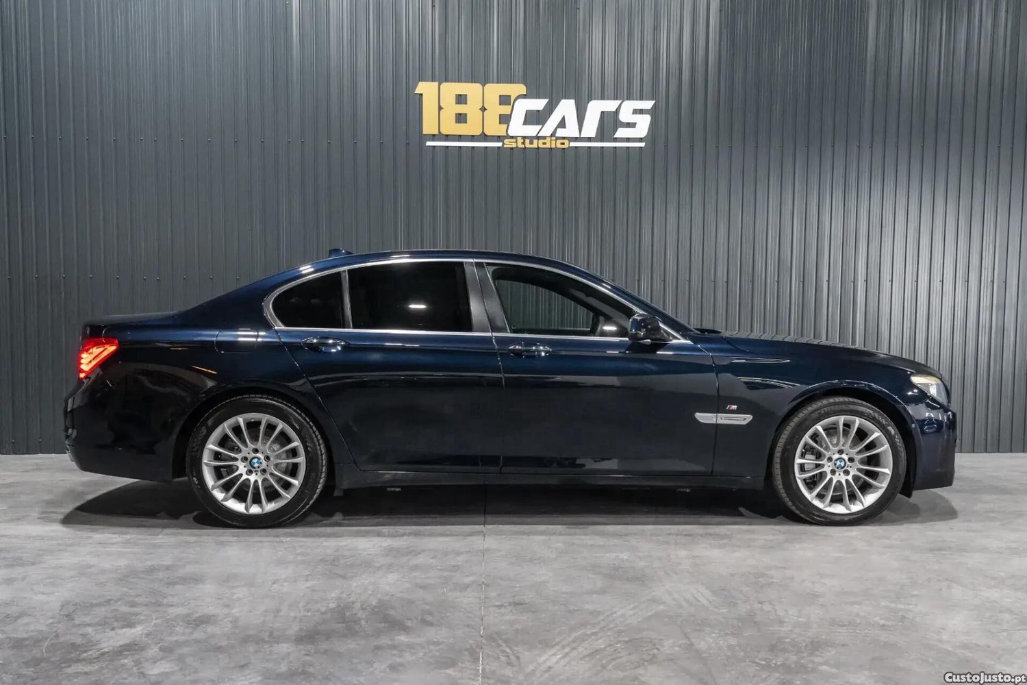 BMW 740 d Pack M — fotografia 22