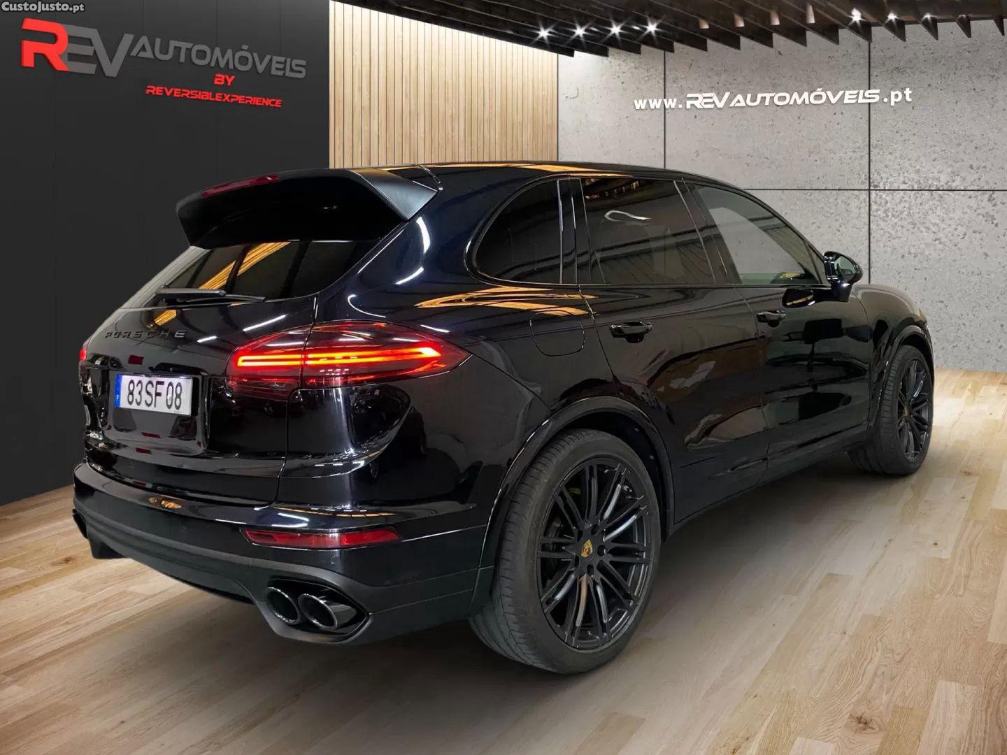 Porsche Cayenne Platinum edition — fotografia 18