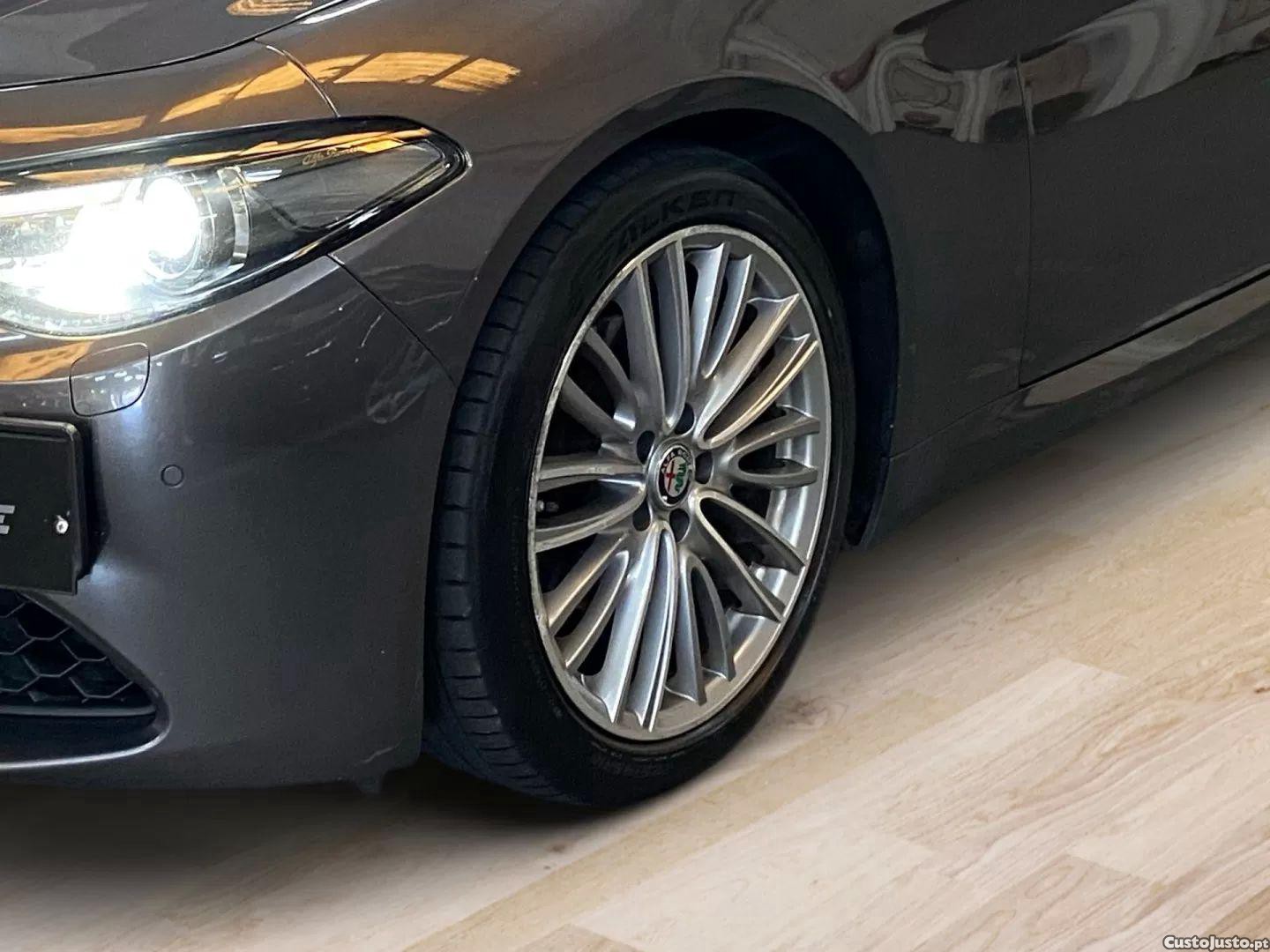 Alfa Romeo Giulia 2.2 d super at8 — fotografia 15