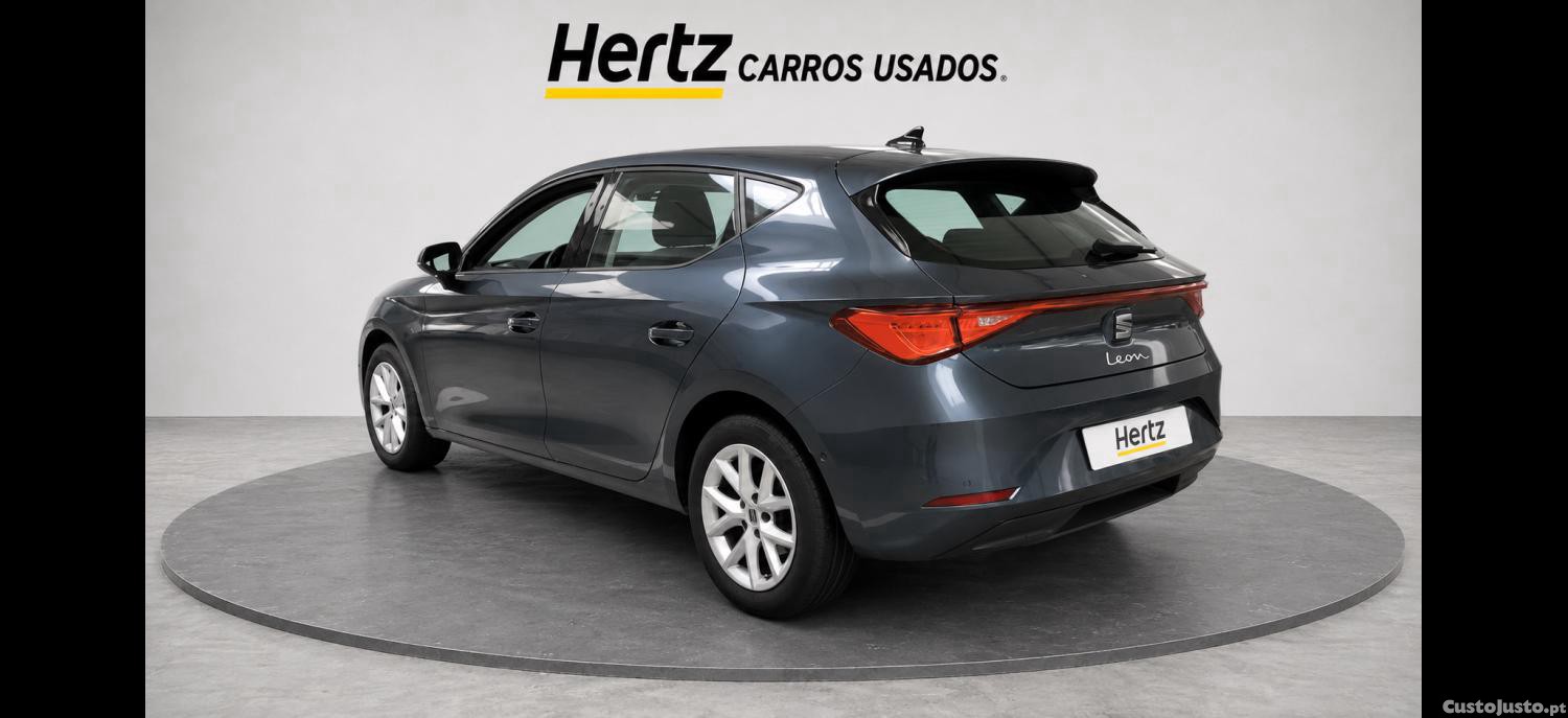 SEAT Leon 1.0 TSI Style 110cv — fotografia 18
