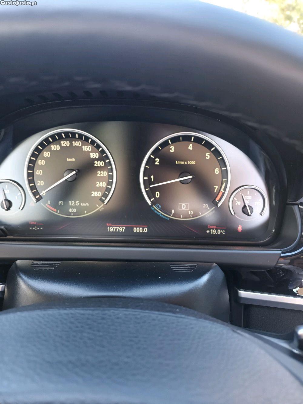 BMW 640 i Cabrio M Sport Edition 320cv 6 cilindros — fotografia 3