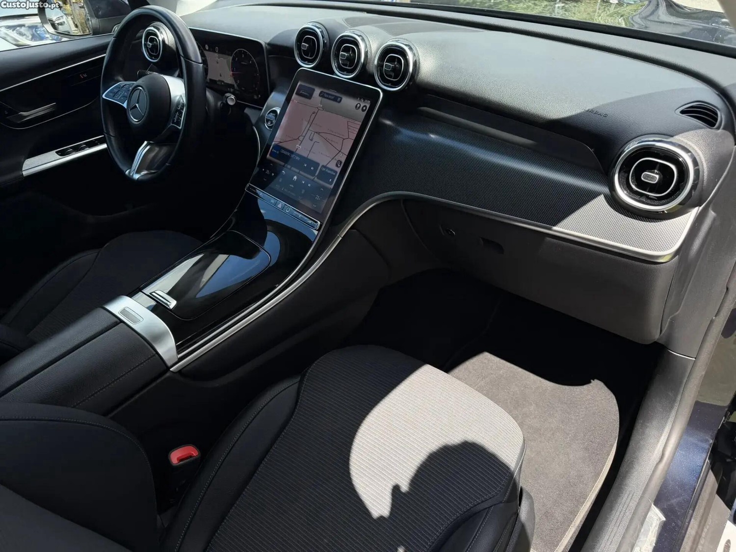 Mercedes-Benz GLC 220 d 4Matic — fotografia 15